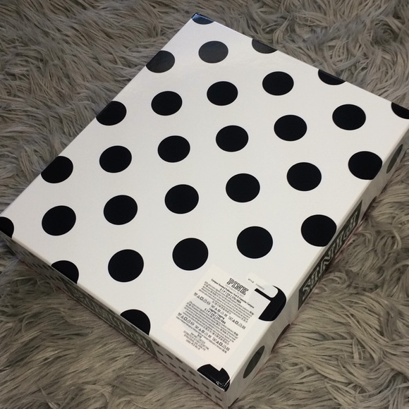 Victoria's Secret pink boxed set rose gold bling - Picture 3 of 5